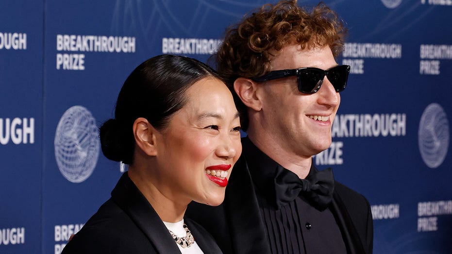 Zuckerberg and his wife attend a Breakthrough Prize ceremony in Santa Monica 