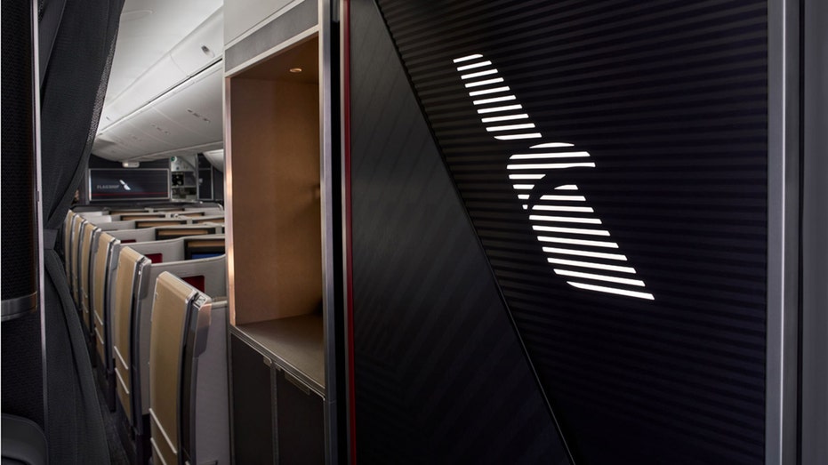 American Airlines logo on new Boeing 787-9