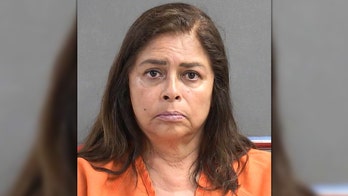 Florida woman arrested after allegedly leaving grandchild in hot car while she grocery shopped